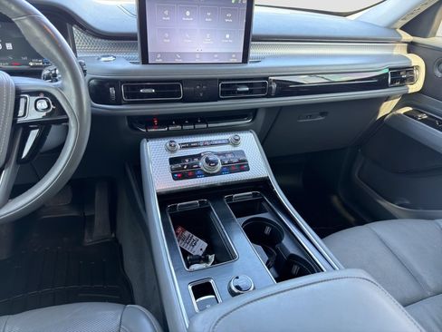 Used 2021 Lincoln Aviator Grand Touring w/ Elements Package Plus AWD/4WD image 15