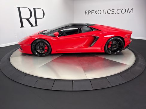 Used 2016 Lamborghini Aventador LP 700-4 AWD/4WD image 11