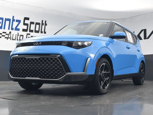 Used 2023 Kia Soul EX FWD image 17