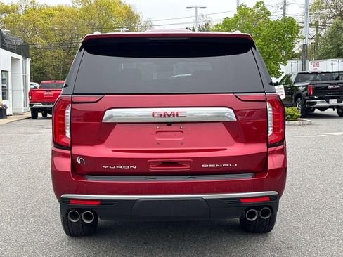 Used 2023 GMC Yukon XL Denali AWD/4WD image 4