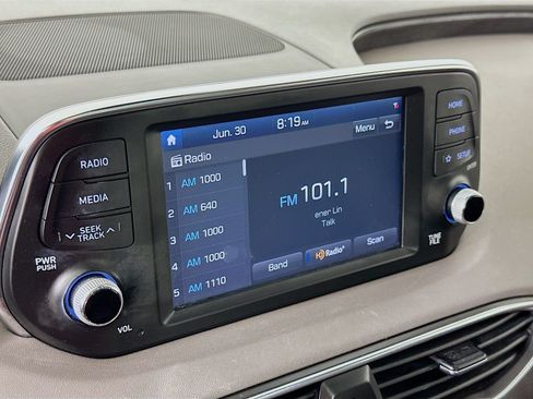 Used 2019 Hyundai Santa Fe Limited FWD image 14