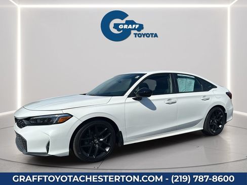 Used 2025 Honda Civic Sport image 2