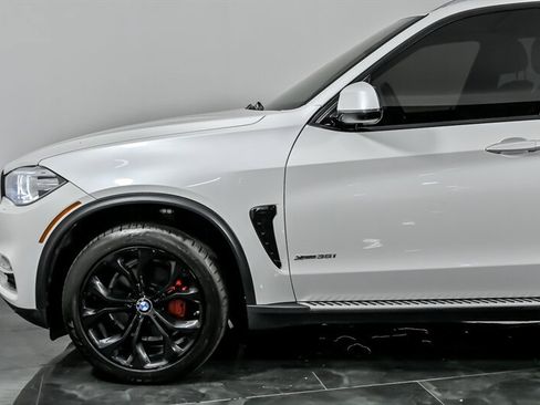 Used 2017 BMW X5 xDrive35i w/ Premium Package AWD/4WD image 6