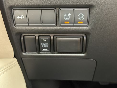 Used 2020 Nissan Armada SL w/ Premium Package RWD image 71