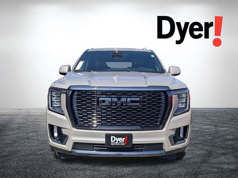 Certified 2023 GMC Yukon Denali Ultimate AWD/4WD image 9