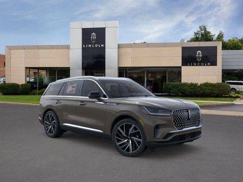 New 2026 Lincoln Aviator Reserve image 7