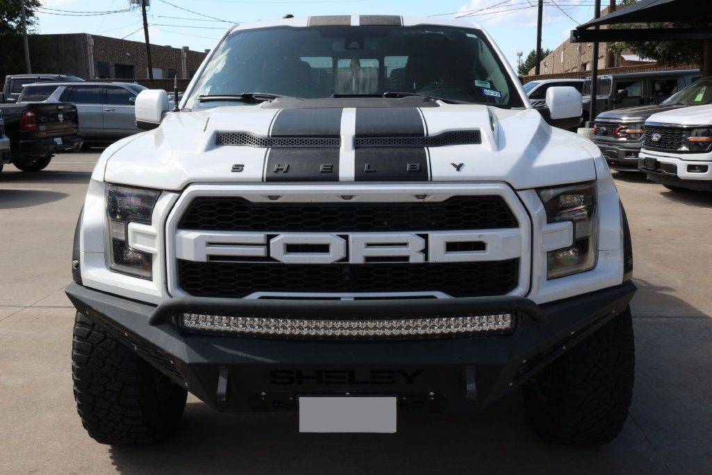 Used 2018 Ford F150 Raptor w/ Equipment Group 802A Luxury AWD/4WD image 2