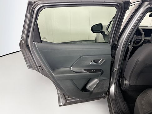 Used 2025 Nissan Kicks SV FWD image 25
