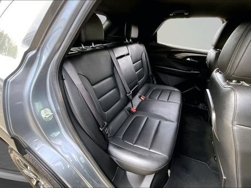 Used 2021 Chevrolet TrailBlazer ACTIV w/ Convenience Package AWD/4WD image 24
