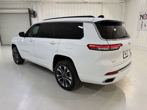 Used 2025 Jeep Grand Cherokee L Overland AWD/4WD image 27