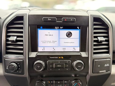 Used 2019 Ford F150 XLT w/ Equipment Group 302A Luxury image 11