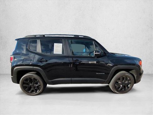 Used 2022 Jeep Renegade Altitude w/ Convenience Group image 4
