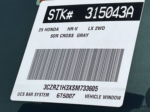 Certified 2025 Honda HR-V LX image 30