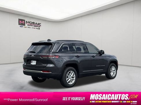 Used 2024 Jeep Grand Cherokee Laredo X w/ Trailer Tow Package AWD/4WD image 7
