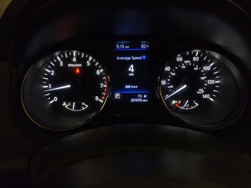Used 2018 Nissan Rogue SV AWD/4WD image 23