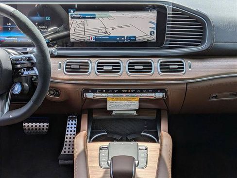 New 2026 Mercedes-Benz GLE 53 AMG 4MATIC Coupe image 11