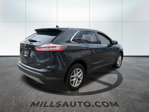 Used 2022 Ford Edge SEL w/ Convenience Package AWD/4WD image 4