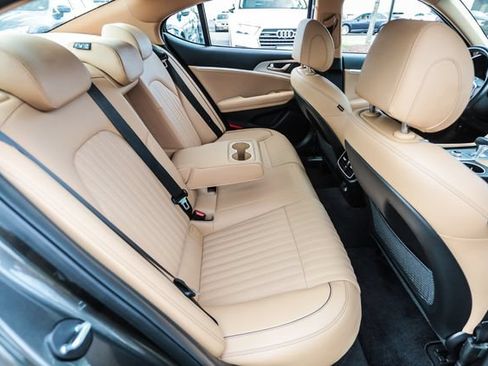 Used 2022 Genesis G70 3.3T AWD/4WD image 62