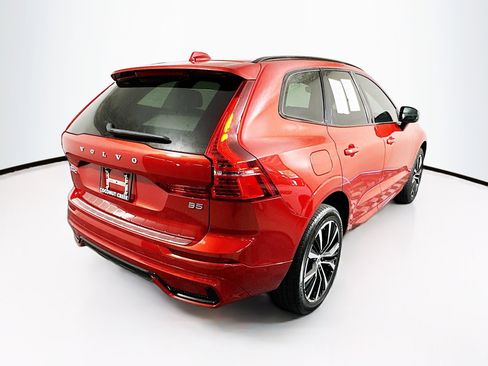 Used 2023 Volvo XC60 B5 Plus w/ Protection Package Premier image 3