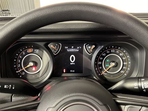 Used 2026 Jeep Wrangler Unlimited Sport AWD/4WD image 15