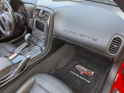 Used 2013 Chevrolet Corvette Grand Sport w/ 3LT Preferred Equipment Group RWD image 20