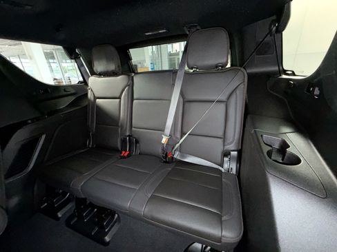 Used 2023 Chevrolet Tahoe High Country AWD/4WD image 26