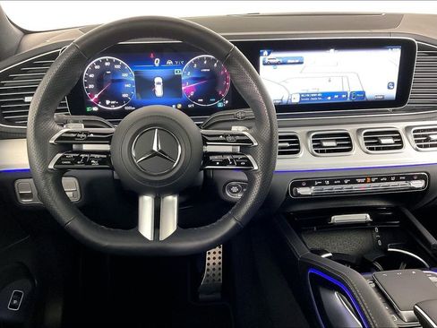 Certified 2025 Mercedes-Benz GLS 450 4MATIC image 5