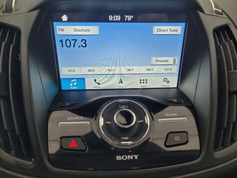 Used 2019 Ford Escape Titanium w/ U9j03 - Titanium Tow Package AWD/4WD image 25