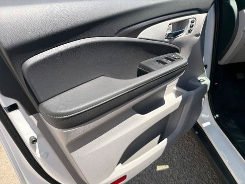 New 2026 Honda Ridgeline RTL image 14