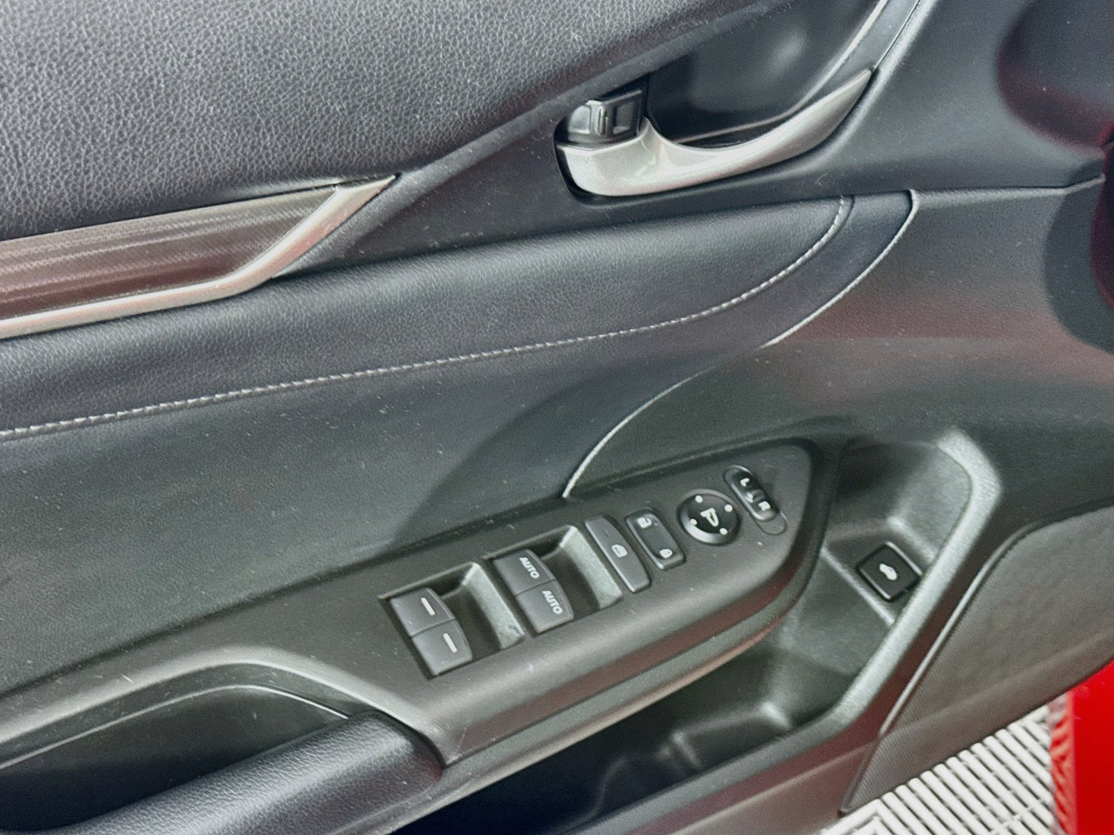 Used 2021 Honda Civic EX-L image 25