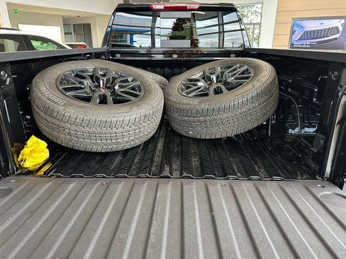 New 2026 GMC Sierra 1500 Elevation w/ Preferred Package image 13