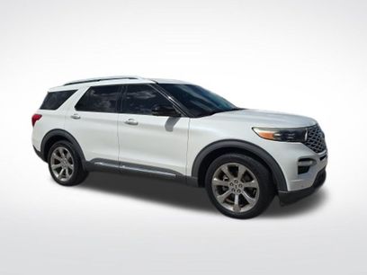 Used 2020 Ford Explorer Platinum w/ Premium Technology Package