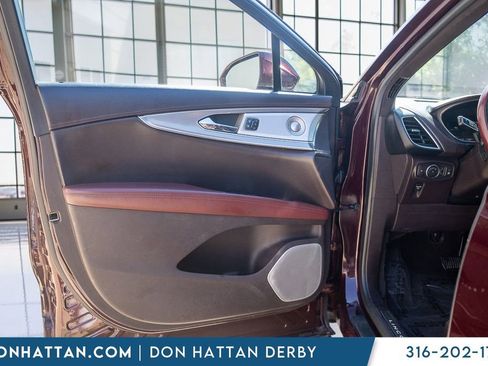 Used 2019 Lincoln Nautilus Black Label AWD/4WD image 15