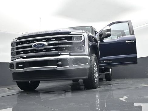 Used 2024 Ford F250 Lariat w/ Lariat Ultimate Package AWD/4WD image 75