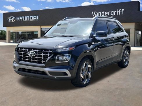 Used 2022 Hyundai Venue SEL FWD image 5