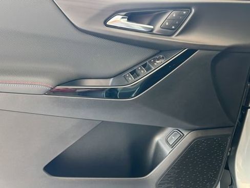 New 2026 Chevrolet Equinox RS w/ Convenience Package III FWD image 9