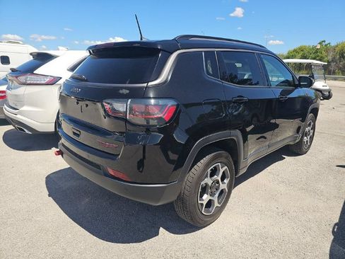 Used 2022 Jeep Compass Trailhawk w/ Trailhawk Elite Group AWD/4WD image 4