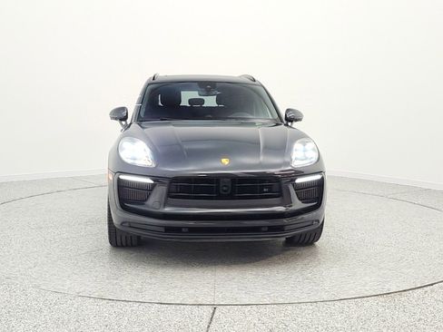 Used 2023 Porsche Macan S image 2