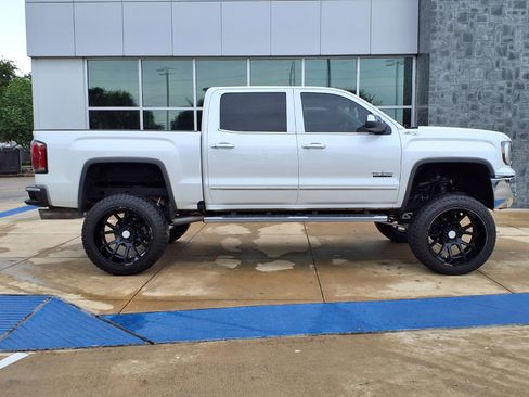 Used 2018 GMC Sierra 1500 SLT w/ Texas SLT Premium Package AWD/4WD image 25