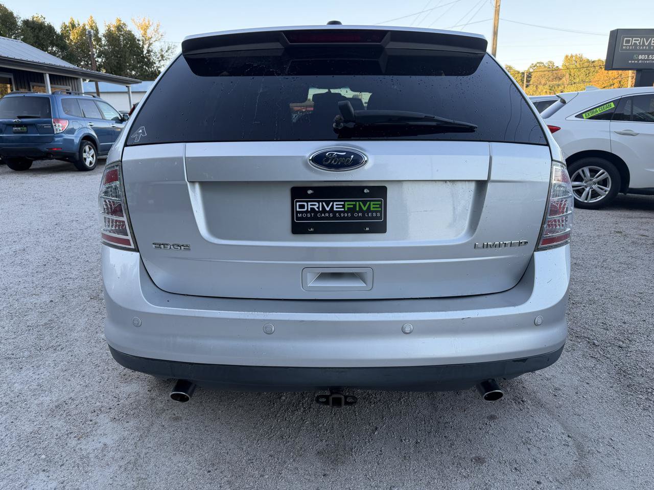 Used 2010 Ford Edge Limited FWD image 4