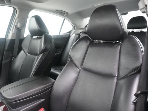 Used 2017 Acura TLX V6 w/ Technology Package FWD image 11