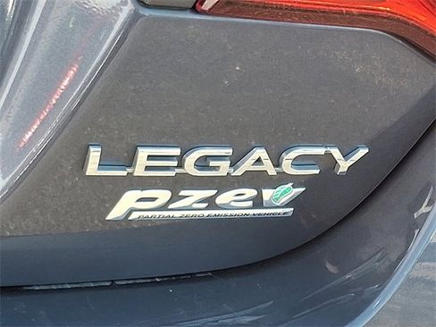 Used 2017 Subaru Legacy 2.5i Premium image 32