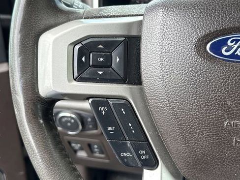 Used 2018 Ford F150 King Ranch w/ Equipment Group 601A Luxury AWD/4WD image 37