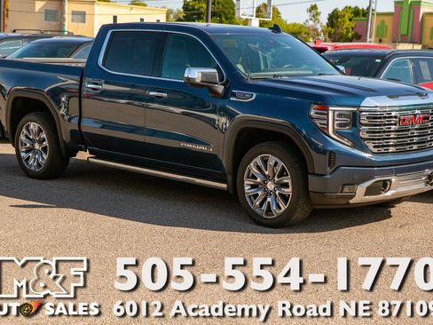 Used 2023 GMC Sierra 1500 Denali w/ Denali Reserve Package AWD/4WD image 1