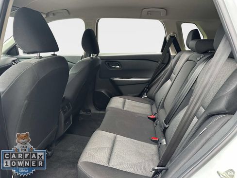 Used 2025 Nissan Rogue SV AWD/4WD image 12