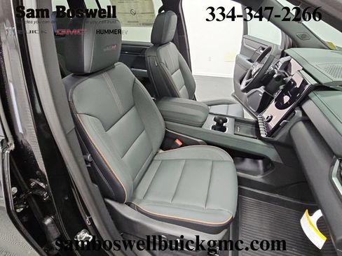 New 2026 GMC Acadia AT4 w/ Luxury Package AWD/4WD image 40