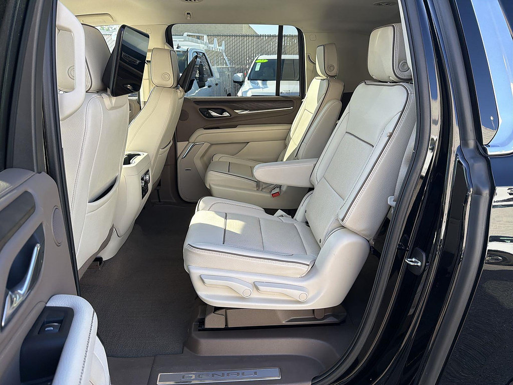 Used 2023 GMC Yukon XL Denali w/ LPO, Floor Liner Package AWD/4WD image 24