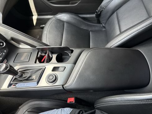 Used 2019 Chevrolet Corvette Z06 RWD image 23