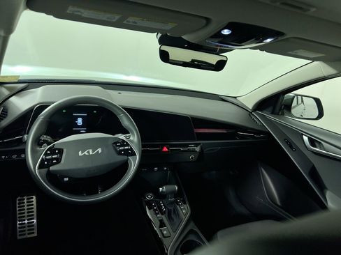 New 2025 Kia Niro Wave image 31