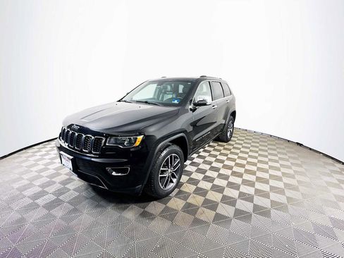 Used 2018 Jeep Grand Cherokee Limited image 1